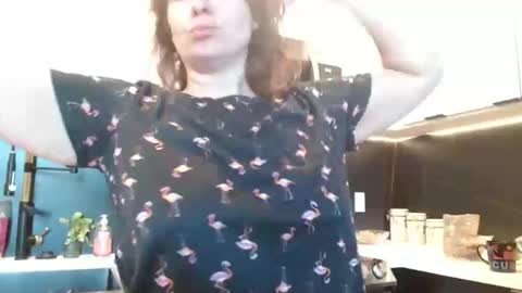 Snapshot of hazel_skye chatting on 06/03/26, 02:55 Hazel online show from 06/03/26, 02:55