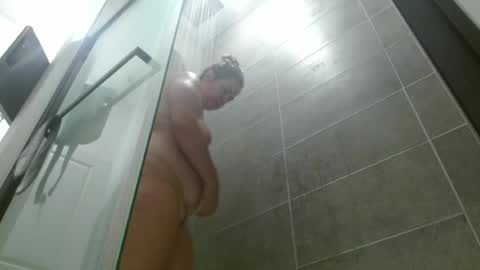Snapshot of hazel_skye chatting on 06/14/26, 01:03 Hazel online show from 06/14/26, 01:03