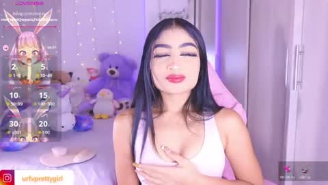 Snapshot of hazelbabee_ chatting on 06/26/26, 07:46 Lynn online show from 06/26/26, 07:46