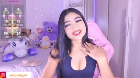 Snapshot of hazelbabee_ chatting on 07/05/26, 07:48 Lynn online show from 07/05/26, 07:48