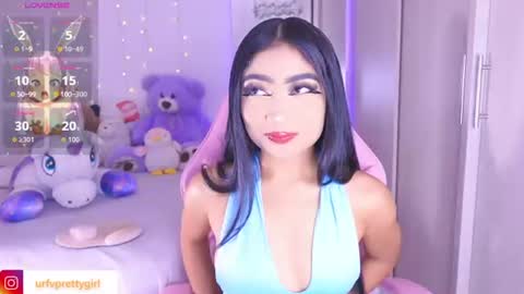 Snapshot of hazelbabee_ chatting on 07/08/26, 08:19 Lynn online show from 07/08/26, 08:19