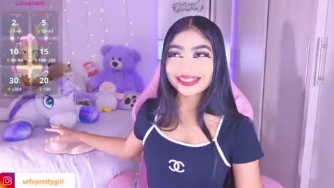 Snapshot of hazelbabee_ chatting on 07/11/26, 03:09 Lynn online show from 07/11/26, 03:09