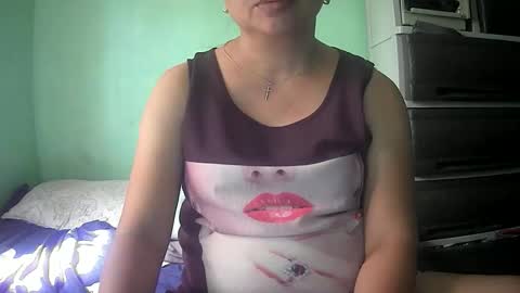 hazeldhane online show from 11/18/25, 01:44