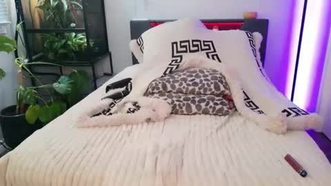 Hazeleo online show from 03/05/26, 09:11