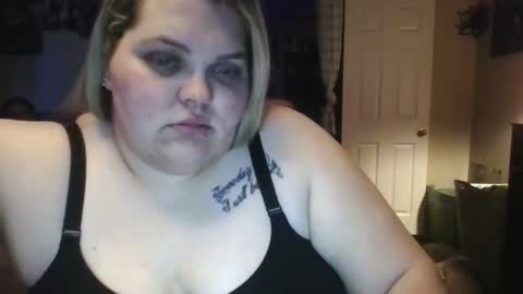 Hazeleyez97 online show from 09/09/25, 05:01