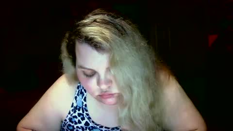 Hazeleyez97 online show from 09/29/25, 06:18