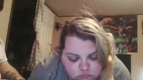 Hazeleyez97 online show from 10/10/25, 10:09