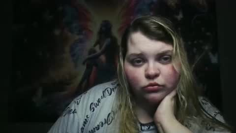 Hazeleyez97 online show from 01/06/26, 06:06