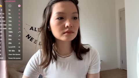 Kira online show from 05/30/26, 12:13