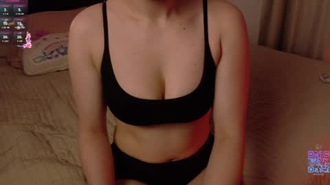 hazelhayess online show from 05/11/26, 04:04