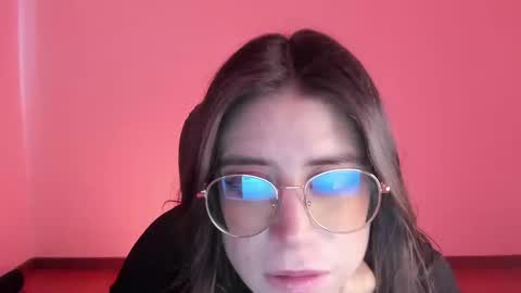 Snapshot of hazelkush00 chatting on 09/10/25, 03:56 HazelKush online show from 09/10/25, 03:56