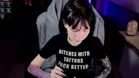 hazeltompson online show from 02/22/26, 03:32