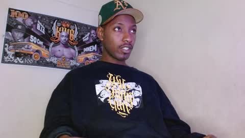 hazlan_420 online show from 10/09/25, 12:03