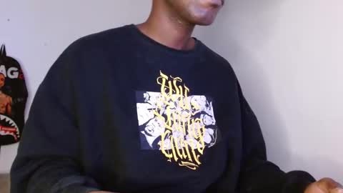 hazlan_420 online show from 11/17/25, 09:04