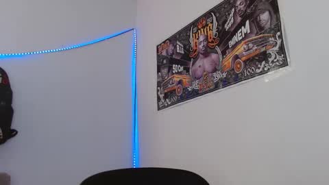 hazlan_420 online show from 02/26/26, 03:00