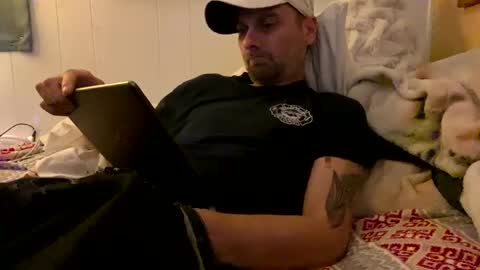 Snapshot of hbsethy chatting on 01/03/25, 04:00 HBSethy online show from 01/03/25, 04:00