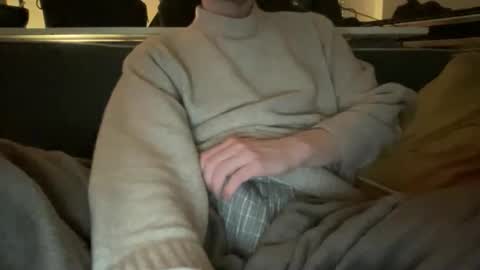 hchappel19 online show from 02/14/26, 07:43