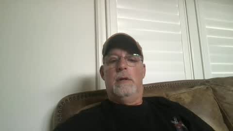 Snapshot of hdeuce22 chatting on 09/08/25, 05:34 Hdeuce22 online show from 09/08/25, 05:34