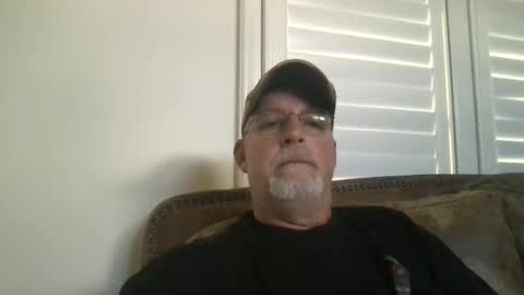 Snapshot of hdeuce22 chatting on 09/24/25, 08:12 Hdeuce22 online show from 09/24/25, 08:12