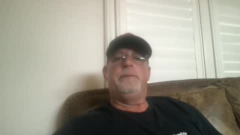 Snapshot of hdeuce22 chatting on 05/28/26, 05:10 Hdeuce22 online show from 05/28/26, 05:10