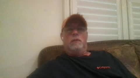 Snapshot of hdeuce22 chatting on 06/11/26, 12:32 Hdeuce22 online show from 06/11/26, 12:32