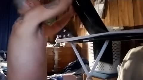 Snapshot of headshop_ chatting on 02/18/25, 07:43 Cloudznpointzsex online show from 02/18/25, 07:43