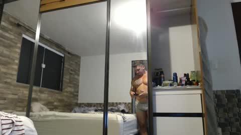 Snapshot of healedcarioca chatting on 12/20/24, 06:02 Brazilian bigdick online show from 12/20/24, 06:02