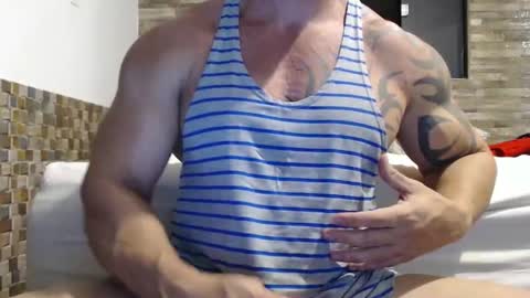 Snapshot of healedcarioca chatting on 01/24/25, 01:13 Brazilian bigdick online show from 01/24/25, 01:13