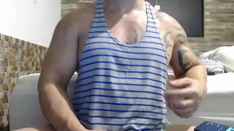 Snapshot of healedcarioca chatting on 11/01/25, 02:02 Brazilian bigdick online show from 11/01/25, 02:02