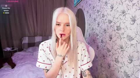 Valeria online show from 01/15/25, 07:48