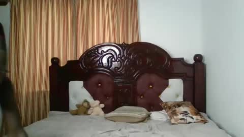 heart_star online show from 01/11/25, 08:00