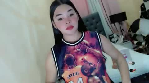 Kylene3 online show from 05/18/26, 05:02