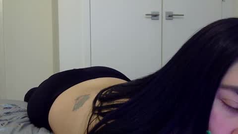 Snapshot of heatwavee chatting on 01/06/25, 02:25 heatwavee online show from 01/06/25, 02:25