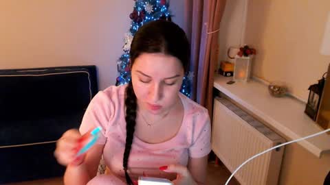 Heaven girl online show from 01/22/25, 05:28