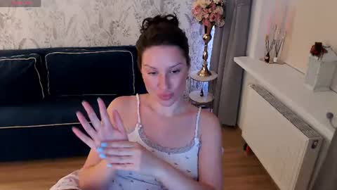 Heaven girl online show from 08/07/26, 09:50