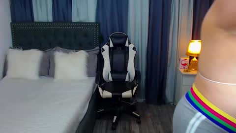 Snapshot of heavenlytransx chatting on 02/08/25, 01:33 ITS FREE TO ASK online show from 02/08/25, 01:33