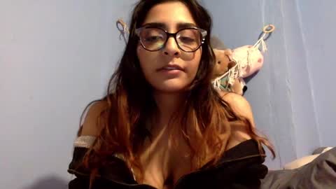 Snapshot of heavensbunny chatting on 12/04/24, 05:49 heaven the muslim slut online show from 12/04/24, 05:49