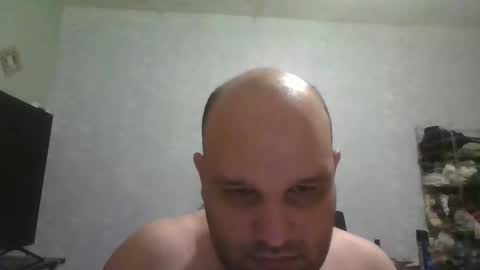 Snapshot of heavy_rebellxc chatting on 01/14/25, 07:59 Heavy Rebell online show from 01/14/25, 07:59