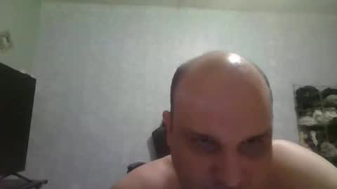 Snapshot of heavy_rebellxc chatting on 01/26/25, 06:07 Heavy Rebell online show from 01/26/25, 06:07