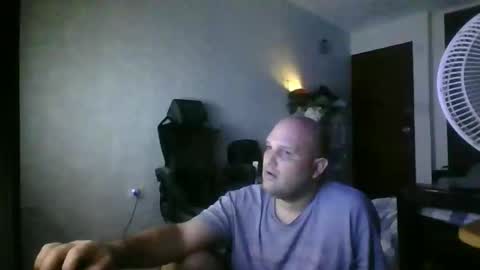 Snapshot of heavy_rebellxc chatting on 02/28/25, 07:05 Heavy Rebell online show from 02/28/25, 07:05