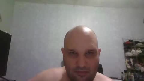 Snapshot of heavy_rebellxc chatting on 03/01/25, 06:24 Heavy Rebell online show from 03/01/25, 06:24