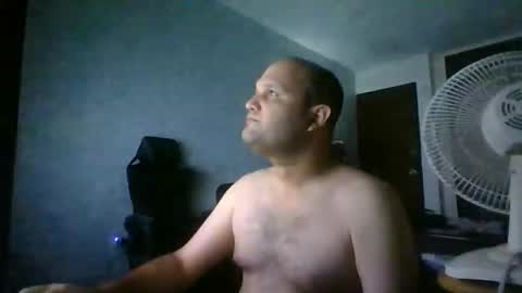 Snapshot of heavy_rebellxc chatting on 09/28/25, 07:47 Heavy Rebell online show from 09/28/25, 07:47