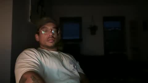 Snapshot of hecandance123 chatting on 06/19/26, 08:40 hecandance123 online show from 06/19/26, 08:40