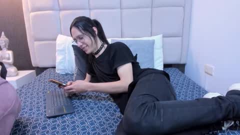 Keira Hecate online show from 02/22/25, 07:14