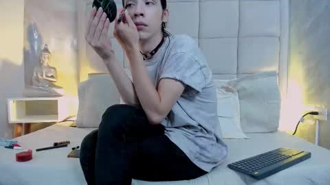 Keira Hecate online show from 10/24/25, 08:27