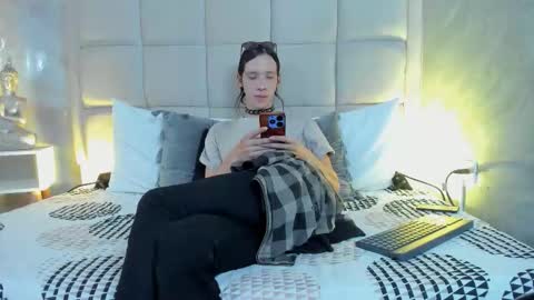 Keira Hecate online show from 01/17/26, 08:01