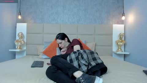 Keira Hecate online show from 04/21/26, 07:06