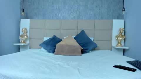 Snapshot of hecate1_ chatting on 05/20/26, 06:58 Keira Hecate online show from 05/20/26, 06:58