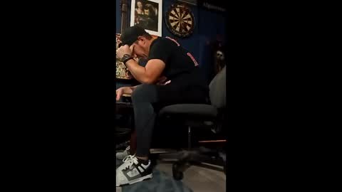 Snapshot of hecatoncheires187420 chatting on 12/21/25, 04:58 hecatoncheires187420 online show from 12/21/25, 04:58