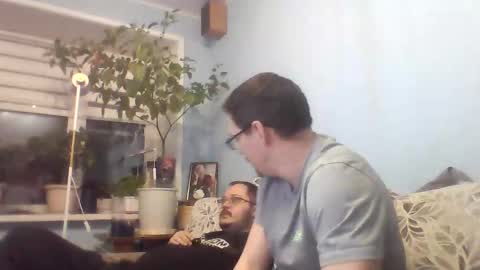 hedineko online show from 04/04/26, 02:36